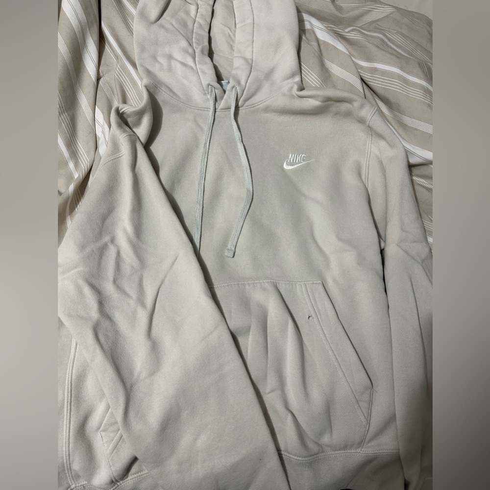 Men’s Nike hoodie